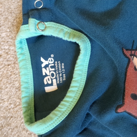 Matching Mommy and Me Otter PJ Pants and 12M Onesie - Picture 3 of 7